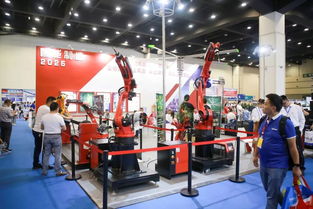 直击郑州工博会开展首日 现场人气爆棚，智能制造层出不穷，技术交流热烈